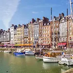 1 Bedroom Nice Apartment In Blonville-Sur-Mer * בלונוויל-סור-מר