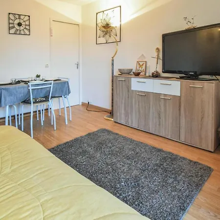 1 Bedroom Gorgeous In * Blonville-sur-Mer